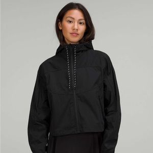 Lululemon Cropped Windbreaker